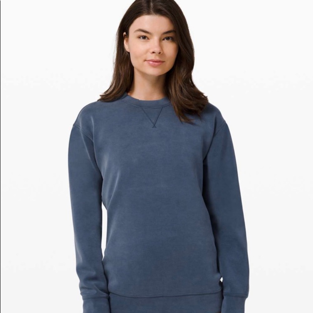Lululemon All Yours Crew *Sandwash Iron Blue size 6